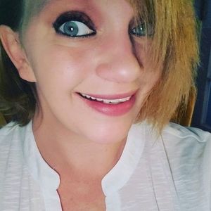 Meet your Posher, Mandy